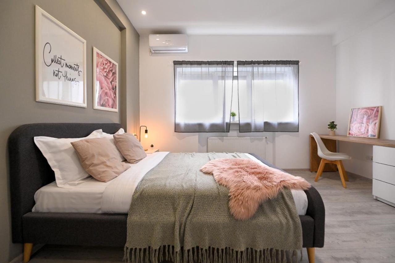 Splendid 2Br Apartment With Breathtaking Views Of Casa Poporului 布加勒斯特 外观 照片